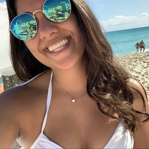 Meet your Posher, Sonia